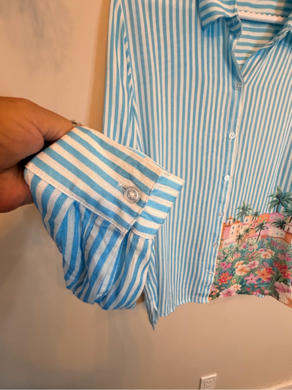 Blue Stripe Floral Resort Blouse Tropical Coastal Button Front Top - Picture 5 of 7